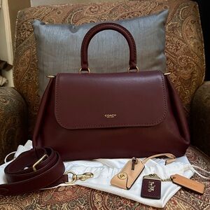 Coach Rogue Slouchy in Merlot